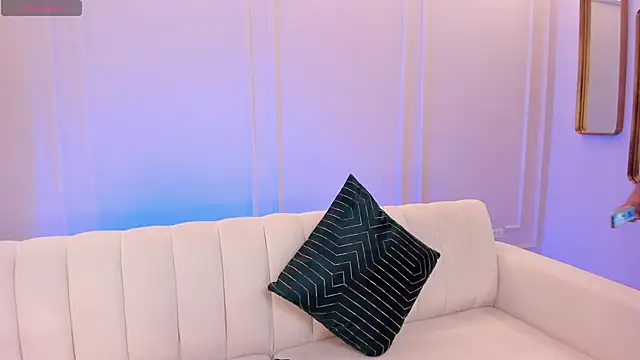 Snapshot of LindseyCox chatting on February 13, 2025, 8:55 pm LindseyCox online show from February 13, 2025, 8:55 pm