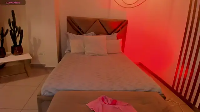 Snapshot of LindseyCox chatting on October 7, 2025, 4:31 am LindseyCox online show from October 7, 2025, 4:31 am