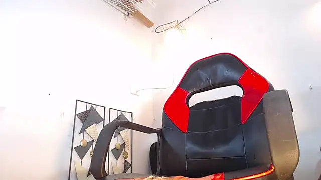 dann hill online show from October 21, 2025, 8:09 pm