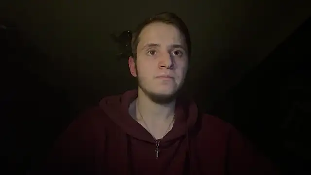 sweaticeboy online show from December 18, 2025, 6:14 pm