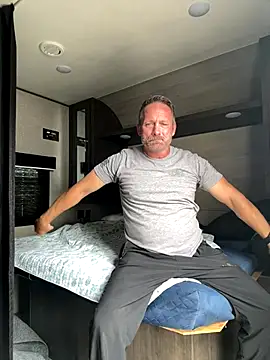 Snapshot of Bronco9602 chatting on September 10, 2025, 1:44 pm Bronco9602 online show from September 10, 2025, 1:44 pm