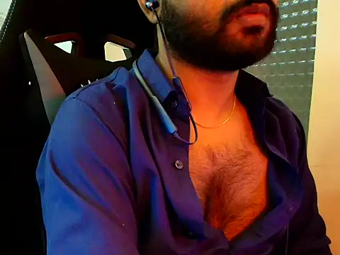 SHENOY3 online show from April 10, 2026, 4:17 am