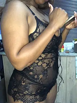 Mysterious peaches online show from November 3, 2025, 6:42 pm