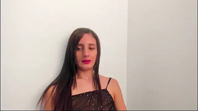 Snapshot of izzy_cum chatting on February 3, 2026, 7:19 pm izzy cum online show from February 3, 2026, 7:19 pm