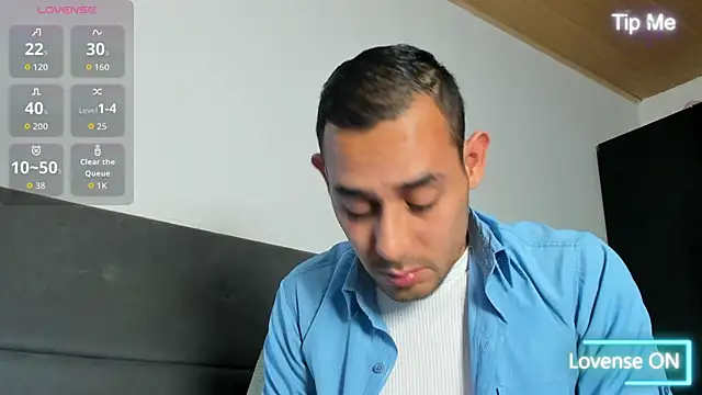 jhonyalzate2 online show from April 10, 2026, 1:44 am