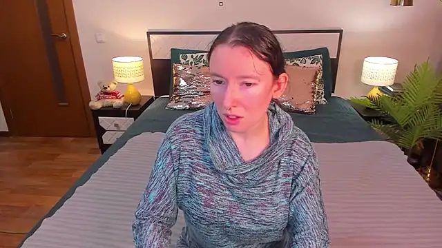 CatherineWalls online show from June 5, 2026, 4:08 am
