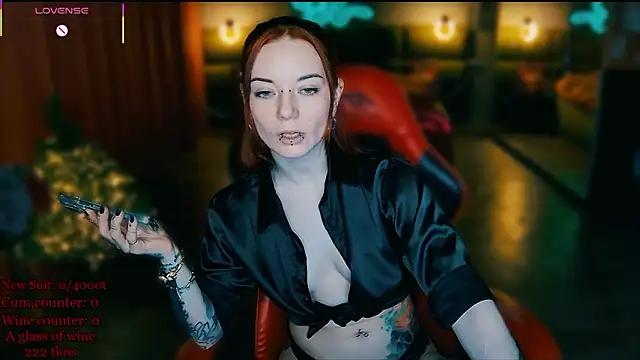 MaxPhoenixx online show from March 15, 2026, 8:04 pm