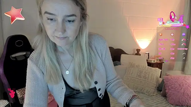 1Sweetnina online show from May 20, 2026, 9:32 pm