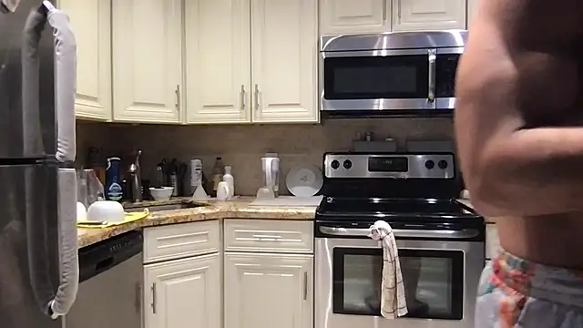 BigGuyMuscle online show from February 24, 2026, 7:56 pm