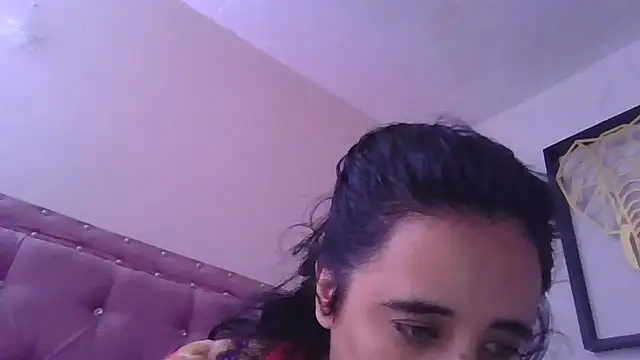 annarose19 online show from October 30, 2025, 6:19 pm