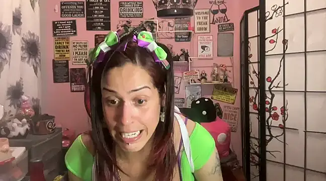 latinacubana online show from March 8, 2025, 9:28 am