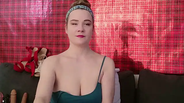 Snapshot of Kellylynn69 chatting on March 2, 2025, 6:30 pm Kellylynn69 online show from March 2, 2025, 6:30 pm