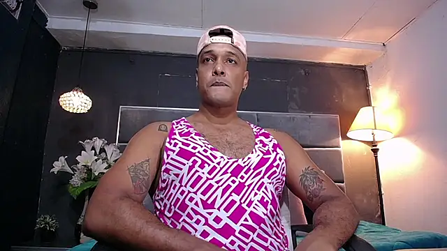 Snapshot of liam_howard chatting on November 22, 2025, 7:35 pm liam howard online show from November 22, 2025, 7:35 pm