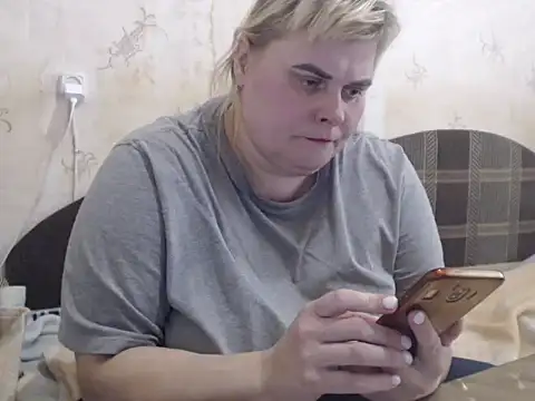 Snapshot of Ameliabusty chatting on February 14, 2025, 9:45 am Ameliabusty online show from February 14, 2025, 9:45 am