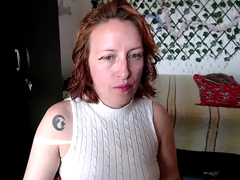 kittykalor09 online show from March 1, 2026, 9:28 pm