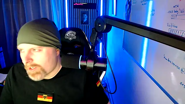 DerPornoPete online show from April 19, 2026, 12:22 am