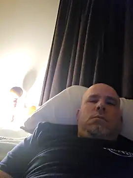 ke5eeo2 online show from March 4, 2026, 1:33 am