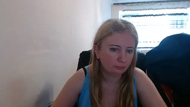 PeterAndJen online show from June 27, 2026, 5:56 am