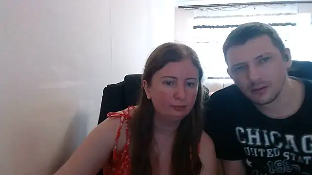 PeterAndJen online show from July 10, 2026, 8:18 am