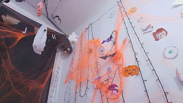 Snapshot of timkerbell_ chatting on October 21, 2025, 7:25 pm timkerbell online show from October 21, 2025, 7:25 pm