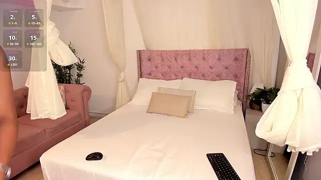 Snooky Clinton online show from October 14, 2025, 11:05 pm