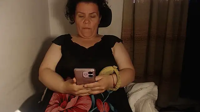 Snapshot of agathamiller01 chatting on July 15, 2026, 10:59 pm agathamiller01 online show from July 15, 2026, 10:59 pm