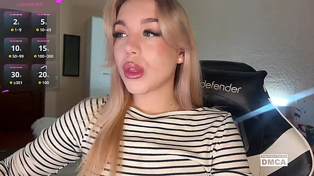 ariashaa online show from November 22, 2025, 3:22 pm