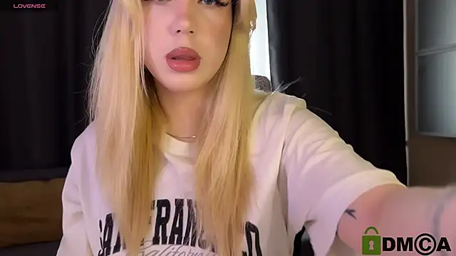 ariashaa online show from March 26, 2026, 2:11 pm