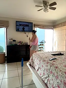 misslulipop online show from October 26, 2025, 2:01 pm