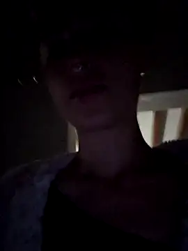 kylie blck online show from April 26, 2026, 2:42 am