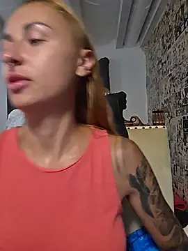 Snapshot of kylie_blck chatting on July 12, 2026, 12:56 am kylie blck online show from July 12, 2026, 12:56 am