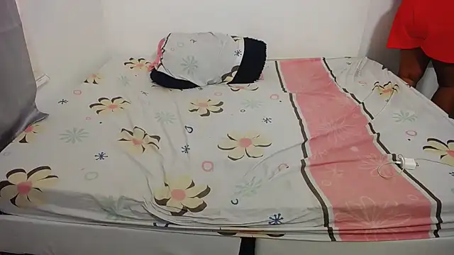 dayanasanz online show from March 12, 2025, 9:35 pm