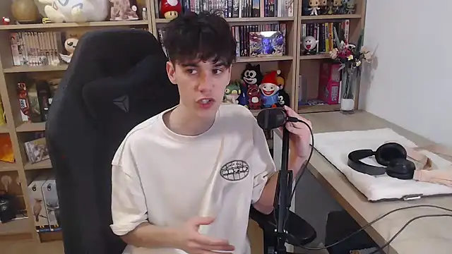 nolantwink online show from February 28, 2026, 8:43 pm