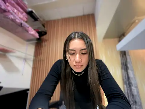 Snapshot of Ambar_pe_ chatting on September 11, 2025, 7:25 pm Ambar pe online show from September 11, 2025, 7:25 pm