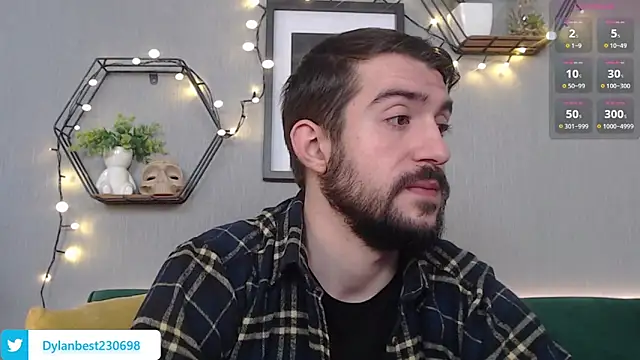 Snapshot of Dylan_Best chatting on December 18, 2024, 7:26 am Dylan Best online show from December 18, 2024, 7:26 am