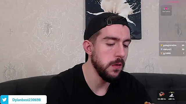 Snapshot of Dylan_Best chatting on January 8, 2025, 6:09 am Dylan Best online show from January 8, 2025, 6:09 am