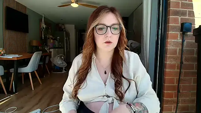 short sweetpea online show from April 8, 2026, 11:32 am