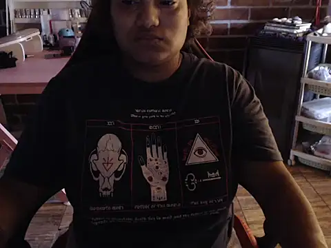 Hilarybunnyy online show from February 27, 2026, 7:58 pm