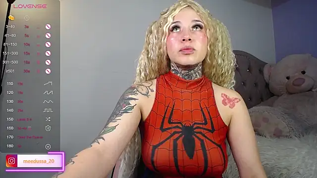 meedussa 20  online show from December 23, 2024, 8:11 am