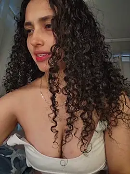 Snapshot of Lucy_Marin chatting on February 24, 2026, 4:27 pm Lucy Marin online show from February 24, 2026, 4:27 pm