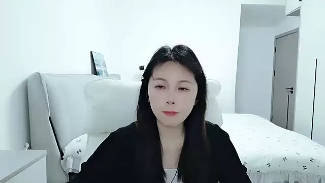 Sunset glow online show from February 3, 2026, 9:47 am