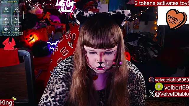 VelvetDiablo online show from October 16, 2025, 12:00 am