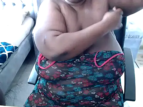 ebonybbwcouples online show from October 25, 2025, 11:07 am