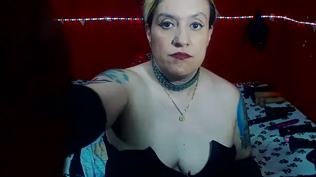 Snapshot of MATURE_Randy chatting on June 30, 2026, 5:14 pm MATURE Randy online show from June 30, 2026, 5:14 pm