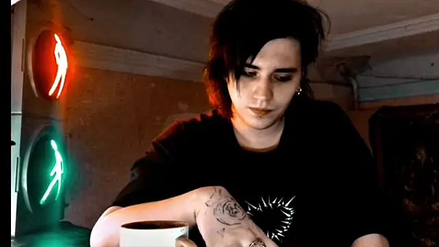 sademobeer online show from February 3, 2026, 1:26 am