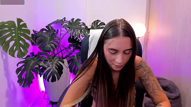 StacyConner online show from July 17, 2026, 11:42 pm