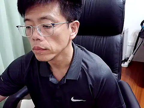 ericho0022 online show from May 13, 2026, 6:00 am