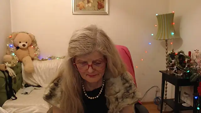 Snapshot of BlairFort chatting on December 31, 2024, 2:25 pm BlairFort online show from December 31, 2024, 2:25 pm