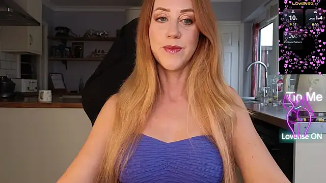 Snapshot of stripmequick chatting on May 10, 2026, 2:33 pm stripmequick online show from May 10, 2026, 2:33 pm