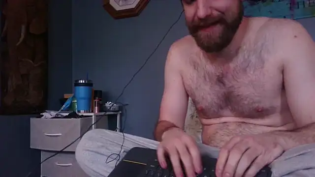 hpluvsplata online show from February 17, 2026, 2:13 pm